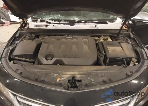 2019 Chevrolet Impala Premier z USA, uszkodzony, nr VIN 1G1105S37KU104580